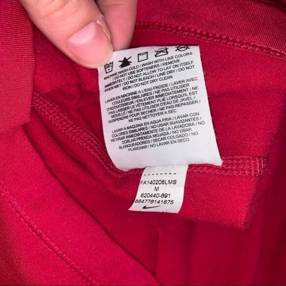 Nike Sweater Women’s Size Medium Magenta  Pink 1/2‎ Zip Long Sleeve Light Jacket - Picture 9 of 9